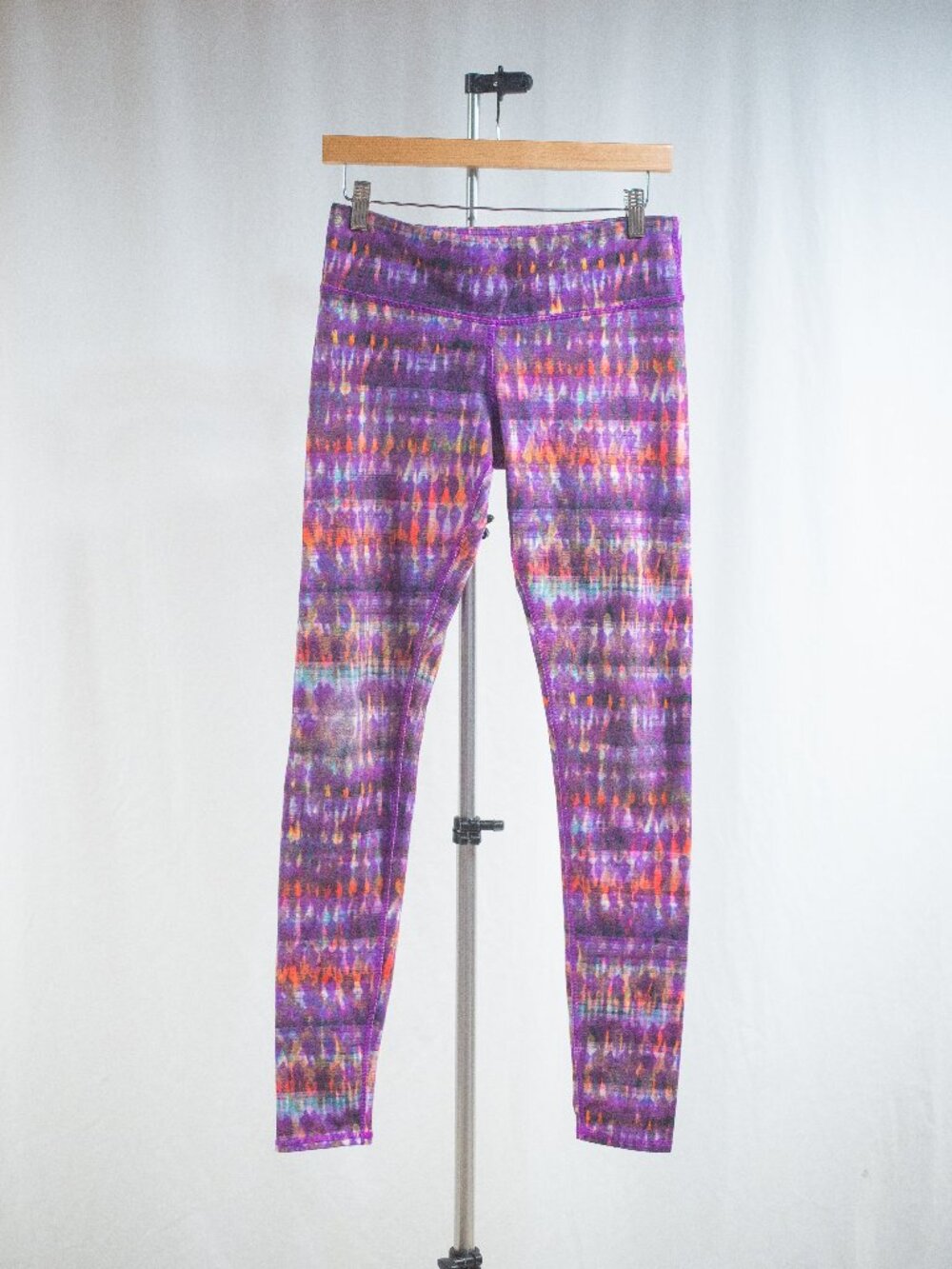 Alo Yoga Airbrush ‘Bhakti’ Leggings